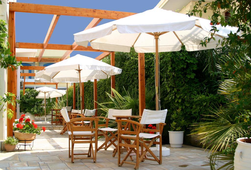Hotel Naias Paralia Katerinis Ngoại thất bức ảnh